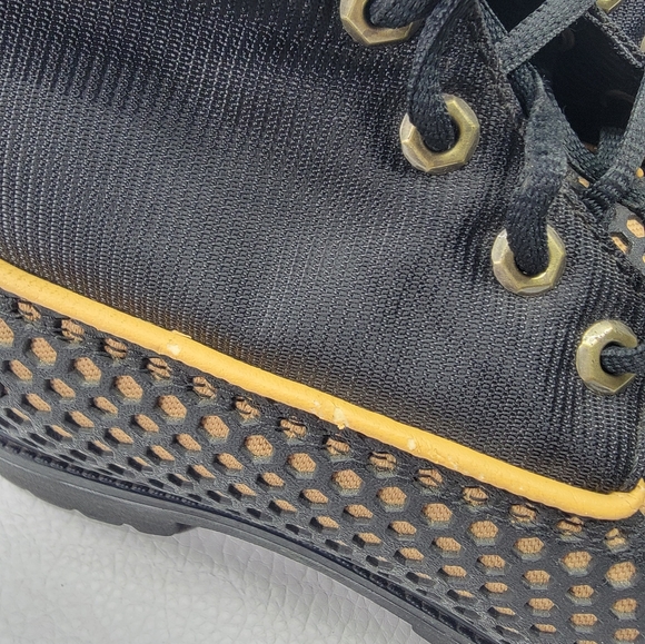 Timberland Vintage Limited Release  6 Inch  Size 9.5M black yellow men boots The - Picture 7 of 12